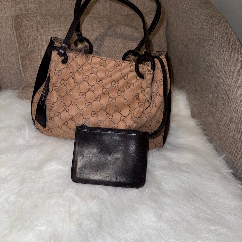 Gucci Tan and Black Handbag with Wallet